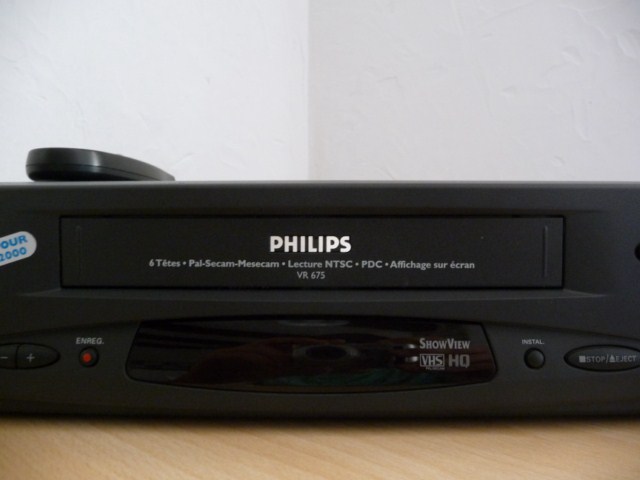 Magnétoscope VHS PHILIPS VR675 6 TETES NTSC NICAM PAL SECAM NEUF GARANTIE 1  AN